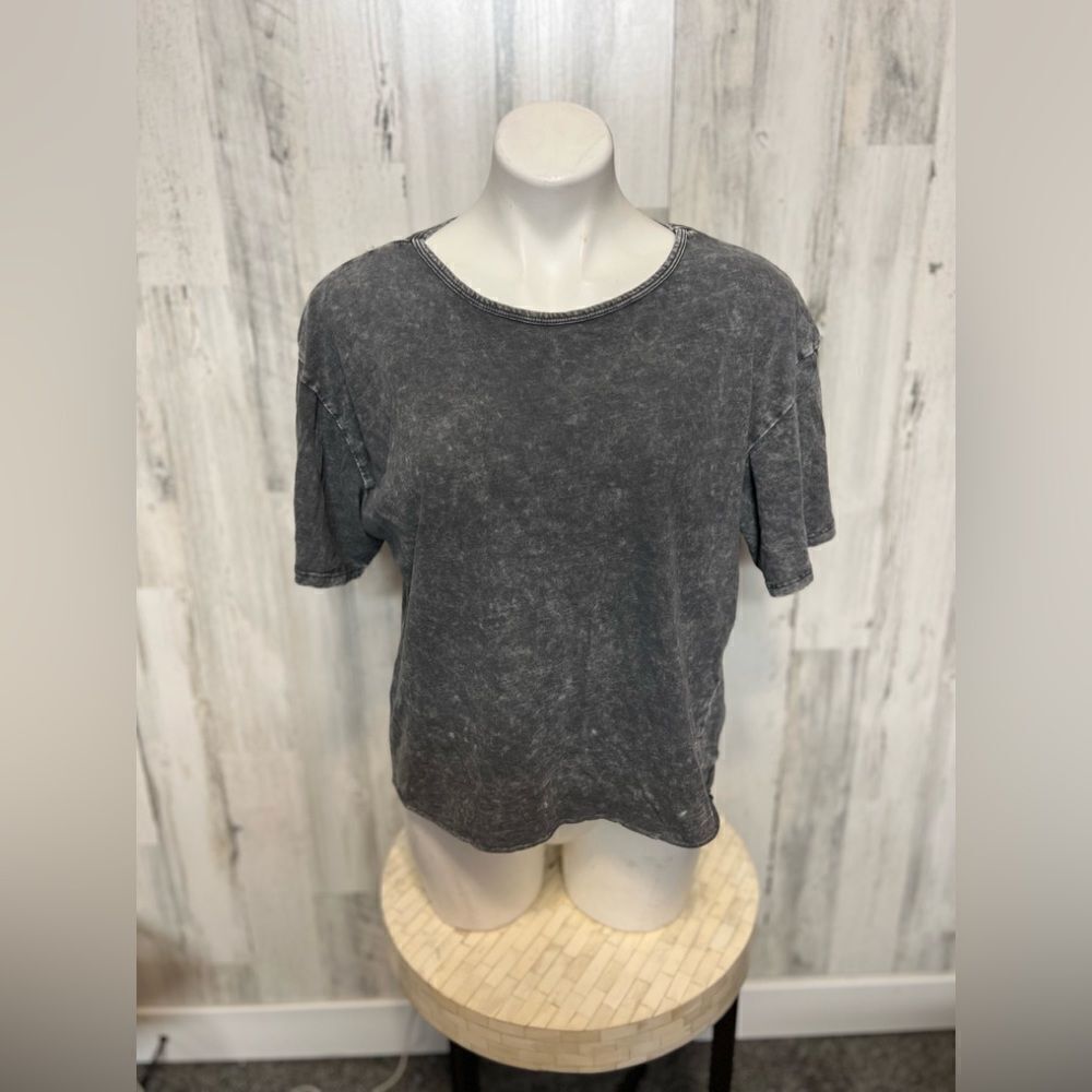 Gray top - Picture 4 of 7